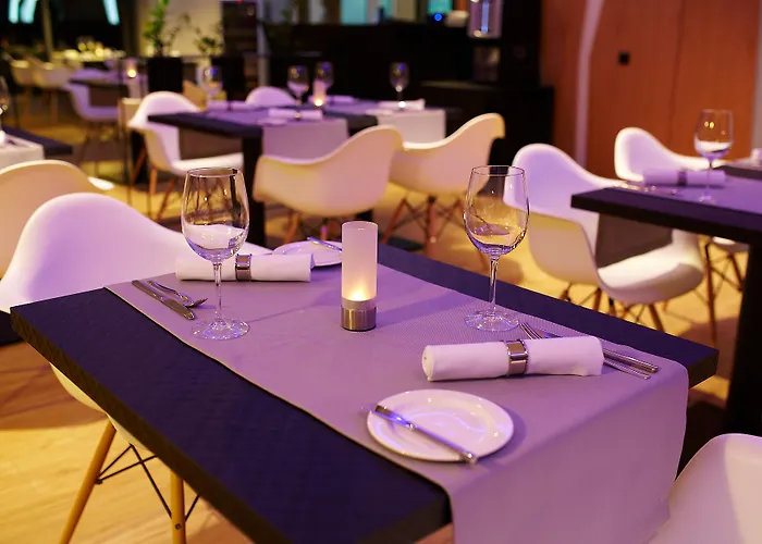 Invite فروتسواف