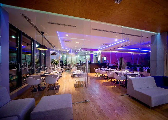 Invite فروتسواف