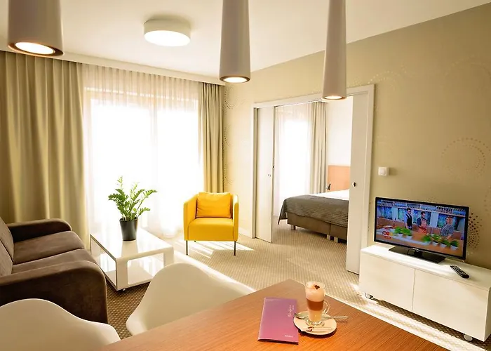 Invite فروتسواف