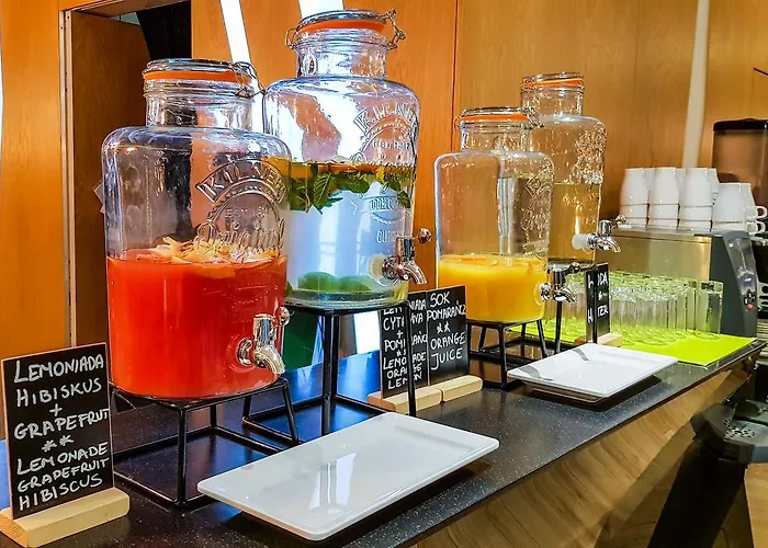 Invite فروتسواف