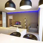 Aparthotel Invite 4*