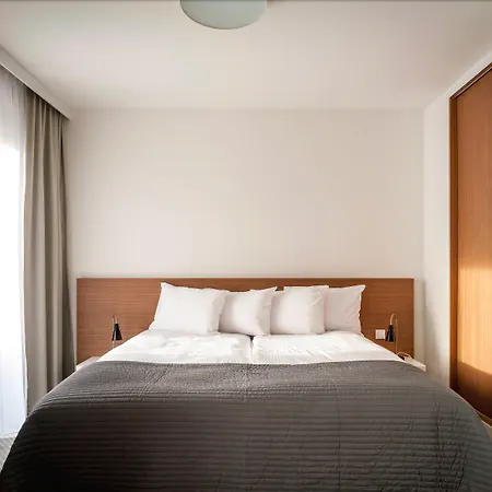 Aparthotel Invite Breslau