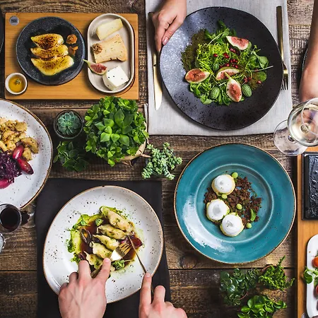 Апарт-отель Invite 4*