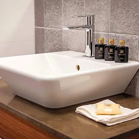 Hotel apartamentowy Invite 4*