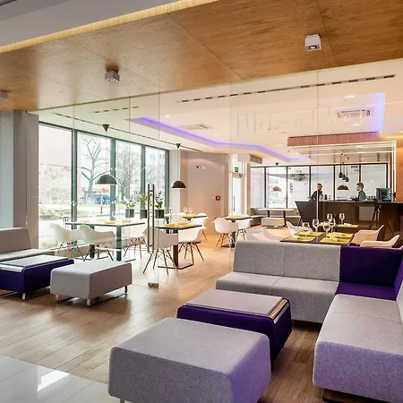 Invite Hotel apartamentowy 4*