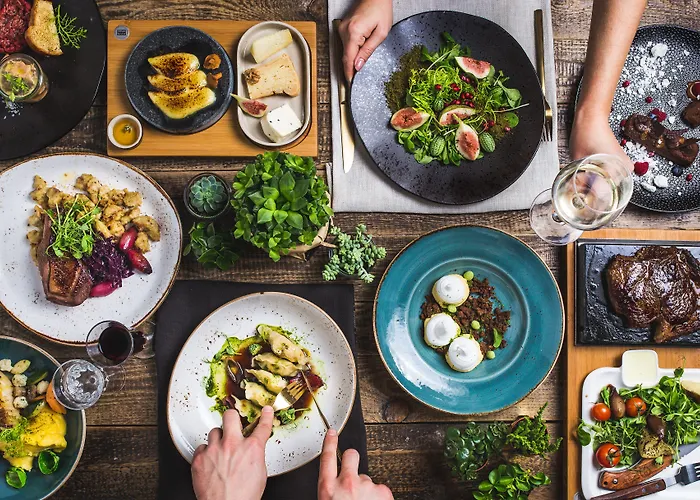 Aparthotel Invite 4*